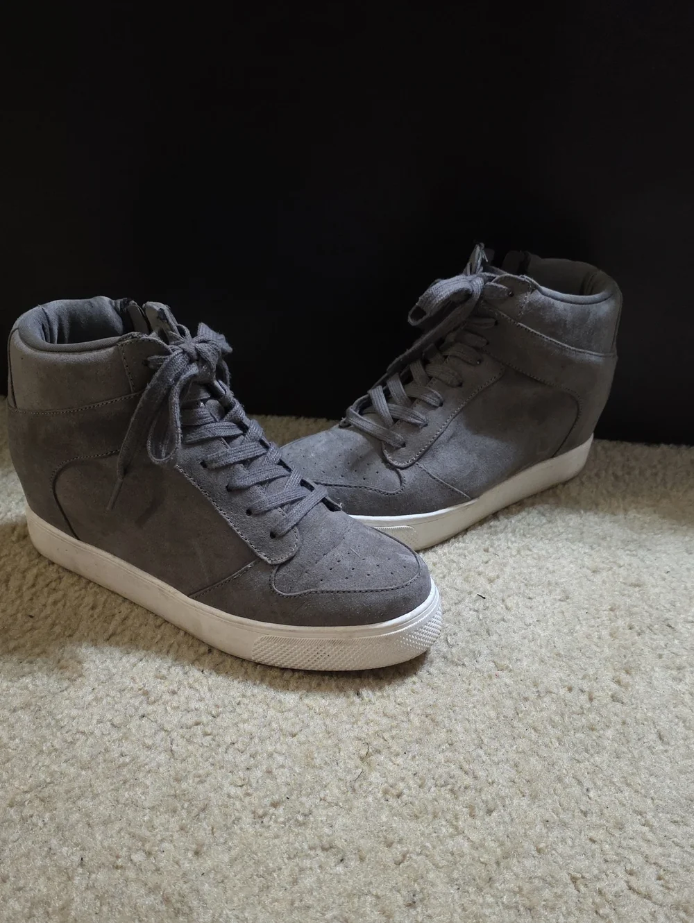 Men's Grey Suede High-Top Sneakers - Casual Lace-Up